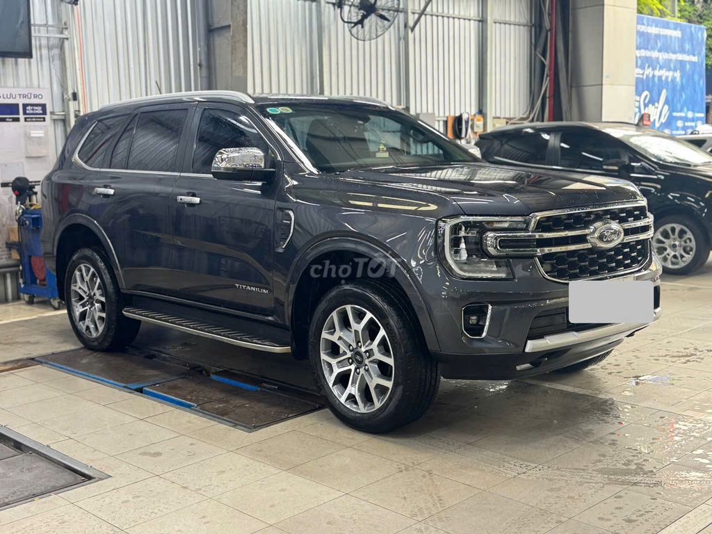 FORD EVEREST TITANIUM 1 CẦU 2022 - 35000 km. Mua bán Ô tô tại Quận 3 Tp Hồ Chí Minh được đăng bởi  Sài Gòn Ford Used Car hình 3
