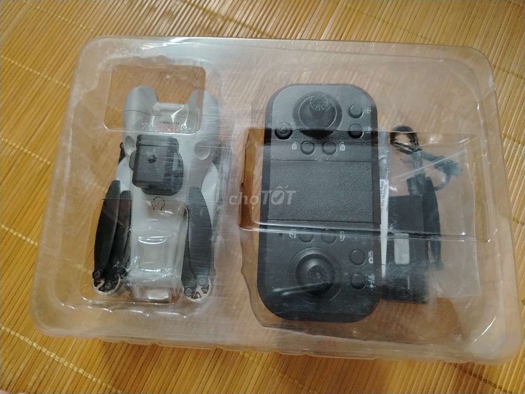 I7 pro Ghi trắng mới 95%. Mua bán Máy ảnh, Máy quay tại Quận Ba Đình Hà Nội được đăng bởi Nguyễn Quang Trung hình 1