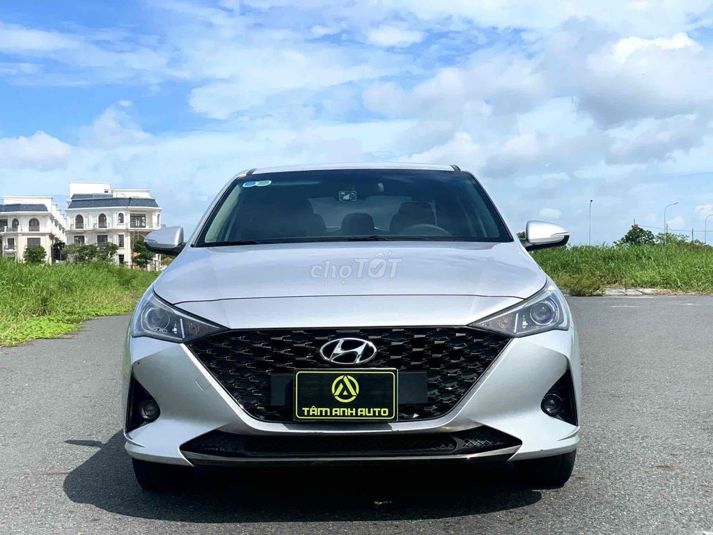 Hyundai Accent 1.4AT 2023 - 30000 km