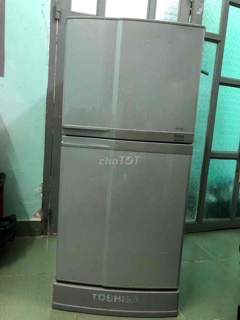 Tủ lạnh Toshiba 100L Xám sử dụng tốt. Mua bán Tủ lạnh tại Quận 10 Tp Hồ Chí Minh được đăng bởi Vũ Tâm hình 1