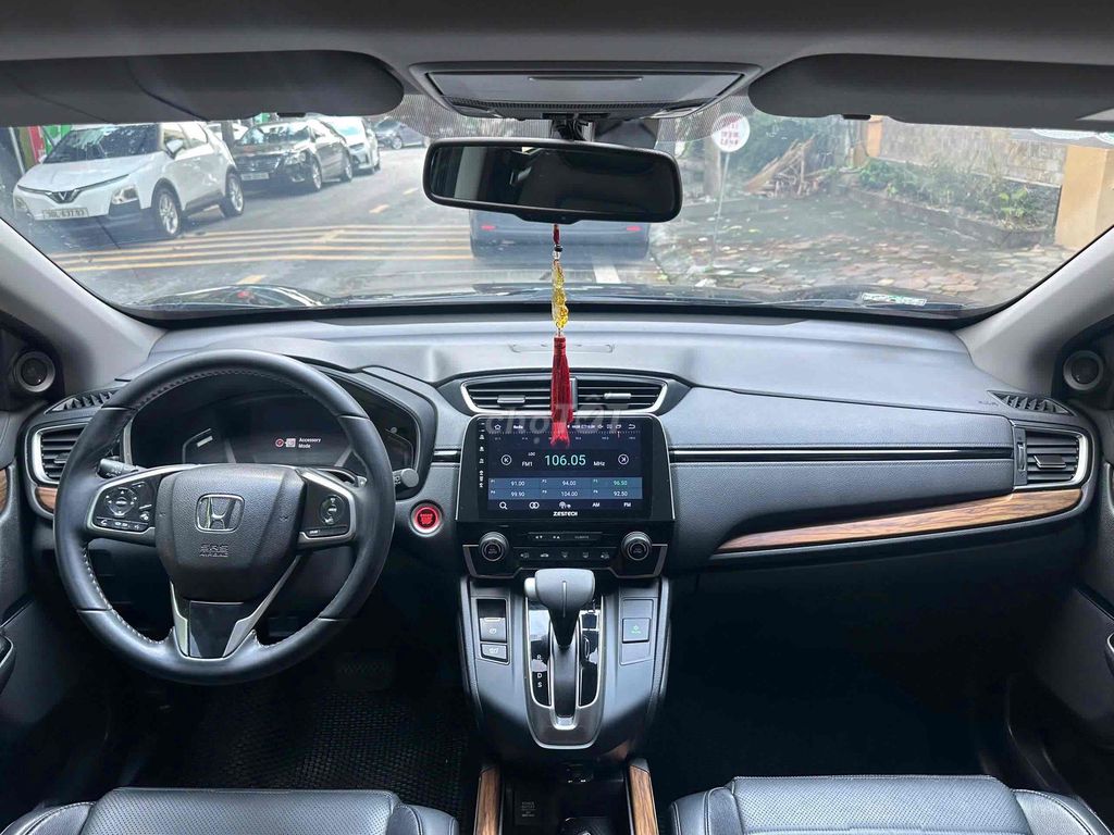 Honda CRV 1.5L sx 2019 màu đen siêu đẹp. Mua bán Ô tô tại Quận Cầu Giấy Hà Nội được đăng bởi Cao Quý hình 14