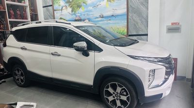Mitsubishi Xpander Cross 2021 Trắng 19.600km