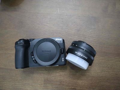 Máy ảnh Nikon Z30 vs 16 50