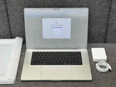 MacBook Pro 16" 2023 : M3 Max 14CPU/30GPU/36GB/1TB