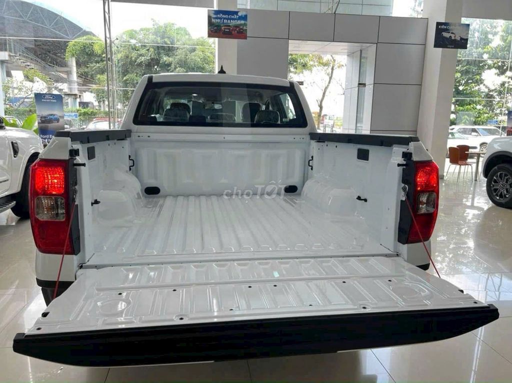 Ford Ranger 2025 XL 2.0L 4x4 MT. Mua bán Ô tô tại Thành phố Thủ Đức Tp Hồ Chí Minh được đăng bởi Trần Hiền Ford hình 4