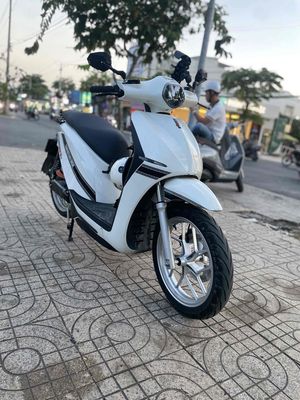 Datbike QuantumS2 Trắng ngọc trai. Mua bán Xe điện tại Quận Tân Phú Tp Hồ Chí Minh được đăng bởi Khoa Trương Xe điện