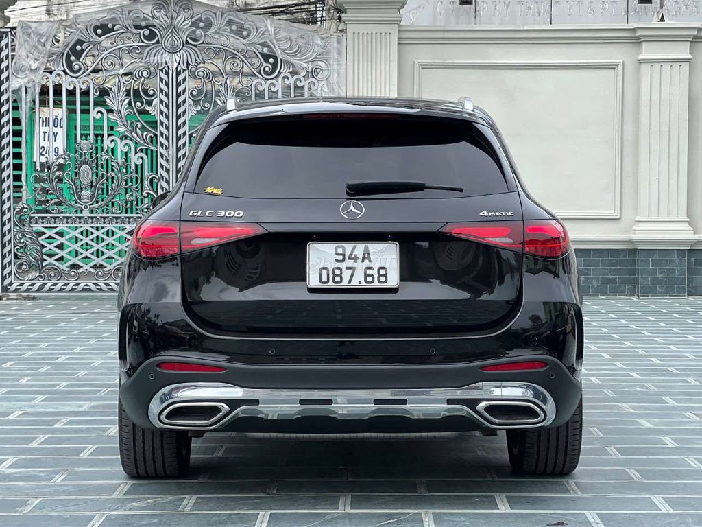 Mercedes glc 300 sx 23 lướt 5 ngàn km rin 100%. Mua bán Ô tô tại Thành phố Thủ Đức Tp Hồ Chí Minh được đăng bởi BÌNH VÌNH PHÚ CHUYÊN XE LƯỚT BAO TEST HÃNG  hình 4