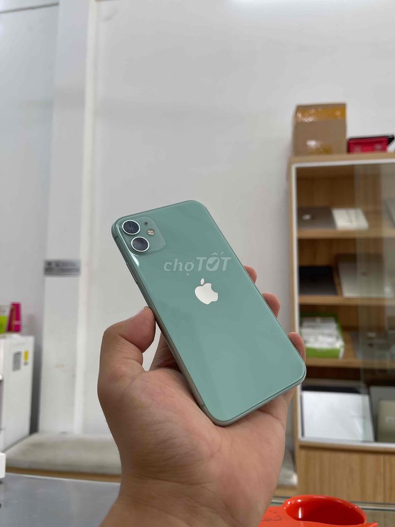 Thanh lý IPhone 11 -128G zin all nguyên bàn FullCN