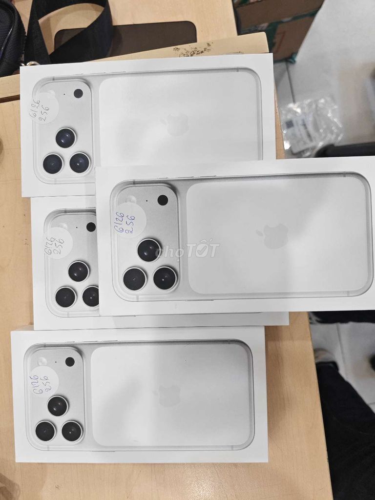 Apple iPhone 17 Pro Max 256GB Mới Nguyên Seal. Mua bán Điện thoại tại Thành phố Thủ Đức Tp Hồ Chí Minh được đăng bởi Lâm  hình 1