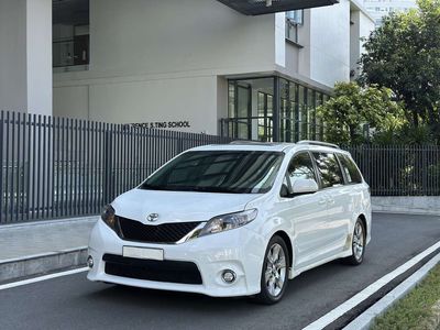 Bán Toyota Sienna 2010 - 48000 km bản SE sport