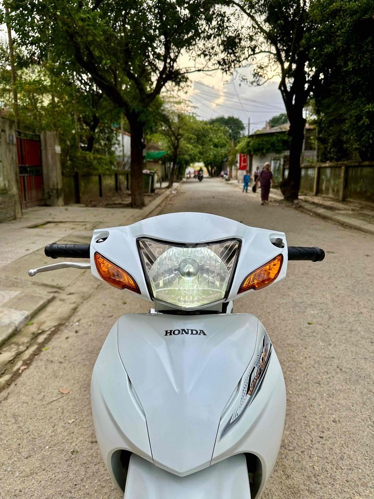 Wave a 2020 biển tài lộc 86.168 ***. Mua bán Xe máy tại Thành phố Huế Thừa Thiên Huế được đăng bởi Xe Máy Trường An Phát hình 6