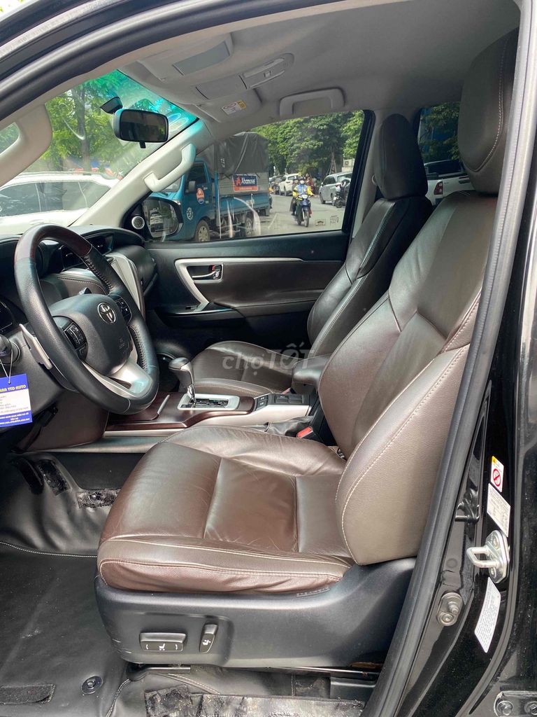 Toyota Fortuner 2019 2.4G 4x2 AT - 94000 km. Mua bán Ô tô tại Quận Thanh Xuân Hà Nội được đăng bởi Nguyen van Nam hình 10