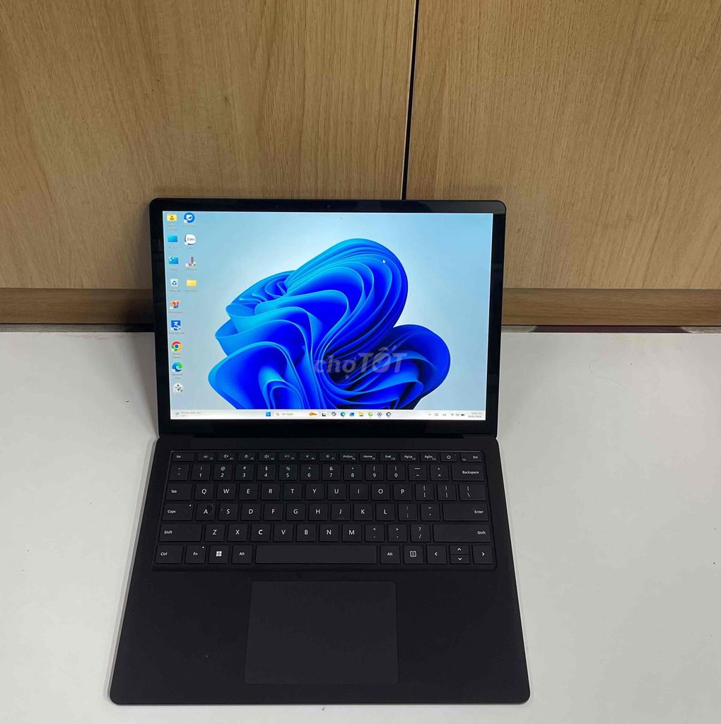 Surface Laptop 3 i7-1065G7 13.5 inch 2k ram  16G. Mua bán Laptop tại Quận Thanh Xuân Hà Nội được đăng bởi HPC hình 1