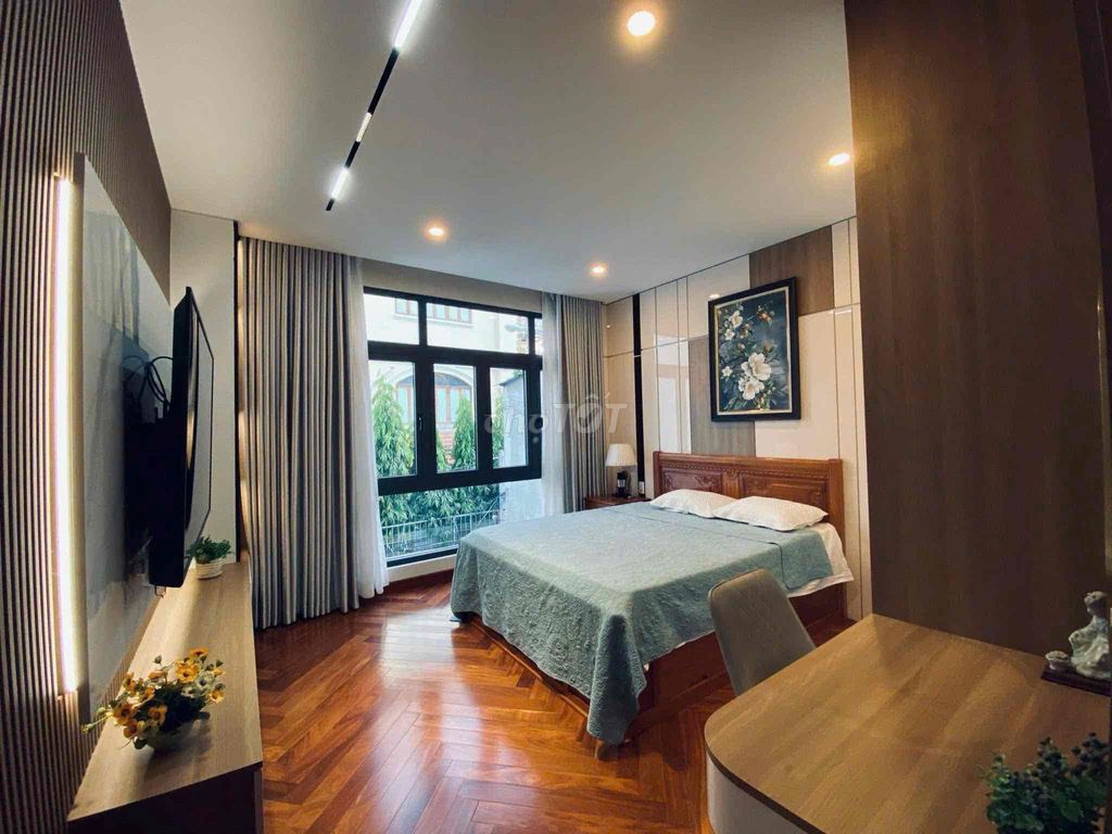 Аренда · 2 комн. · 65 м² · Quận 5, ул. Đường Trần Bình Trọng