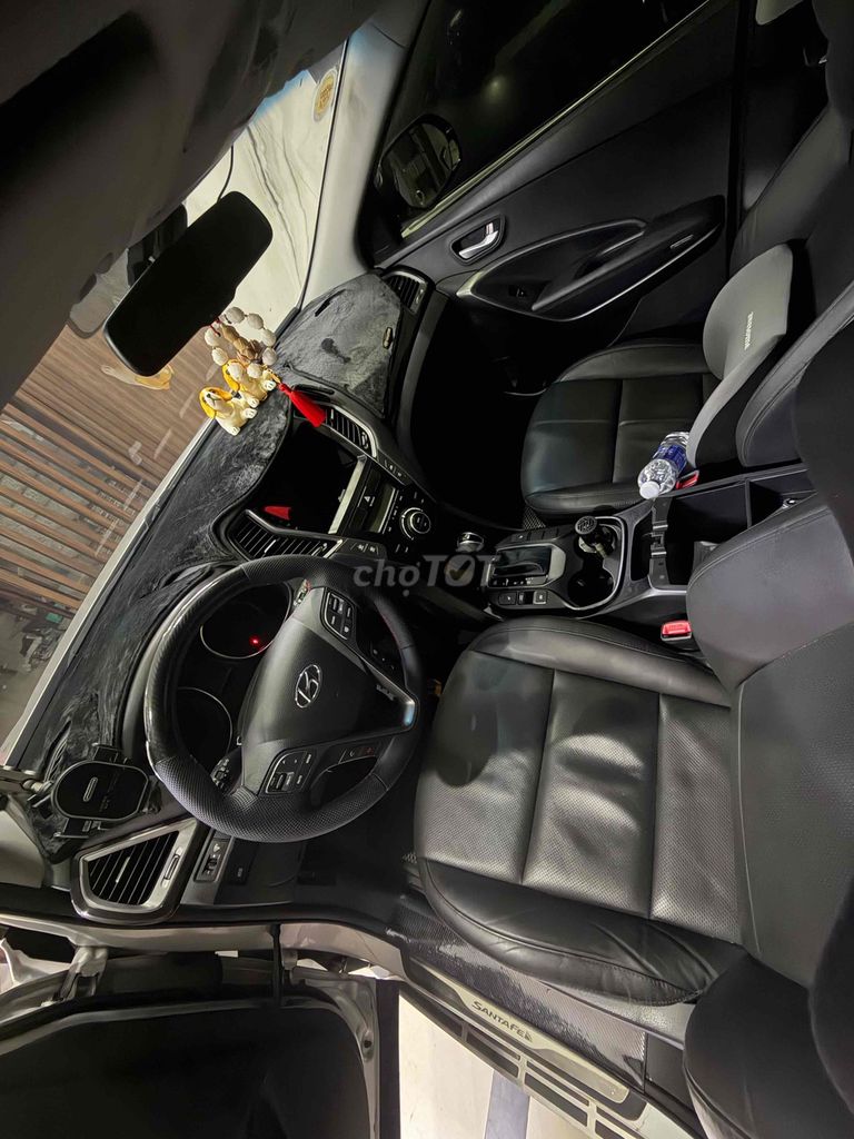 Hyundai SantaFe 2014 серебристый автомат 107000 км