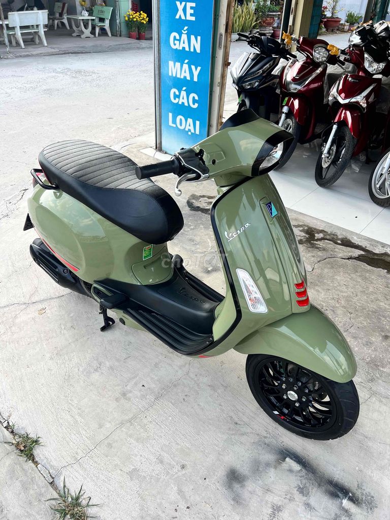 Vespa Sprint 150 ABS Cực Đẹp odo 3000 cây