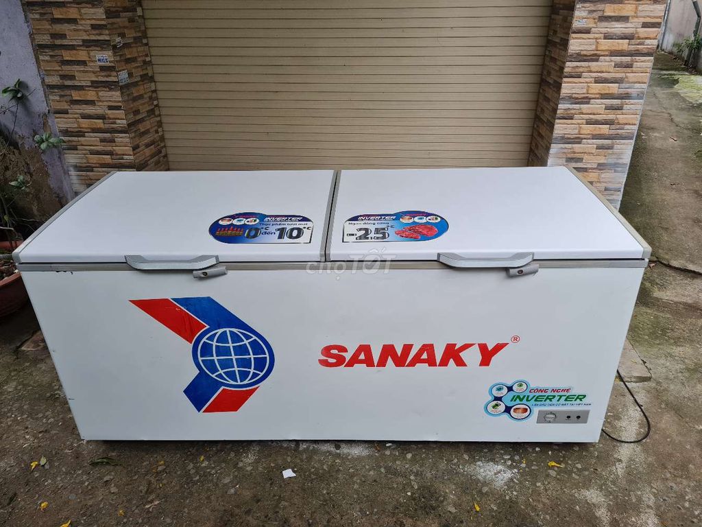 Tủ đông suốt sanaky 860L