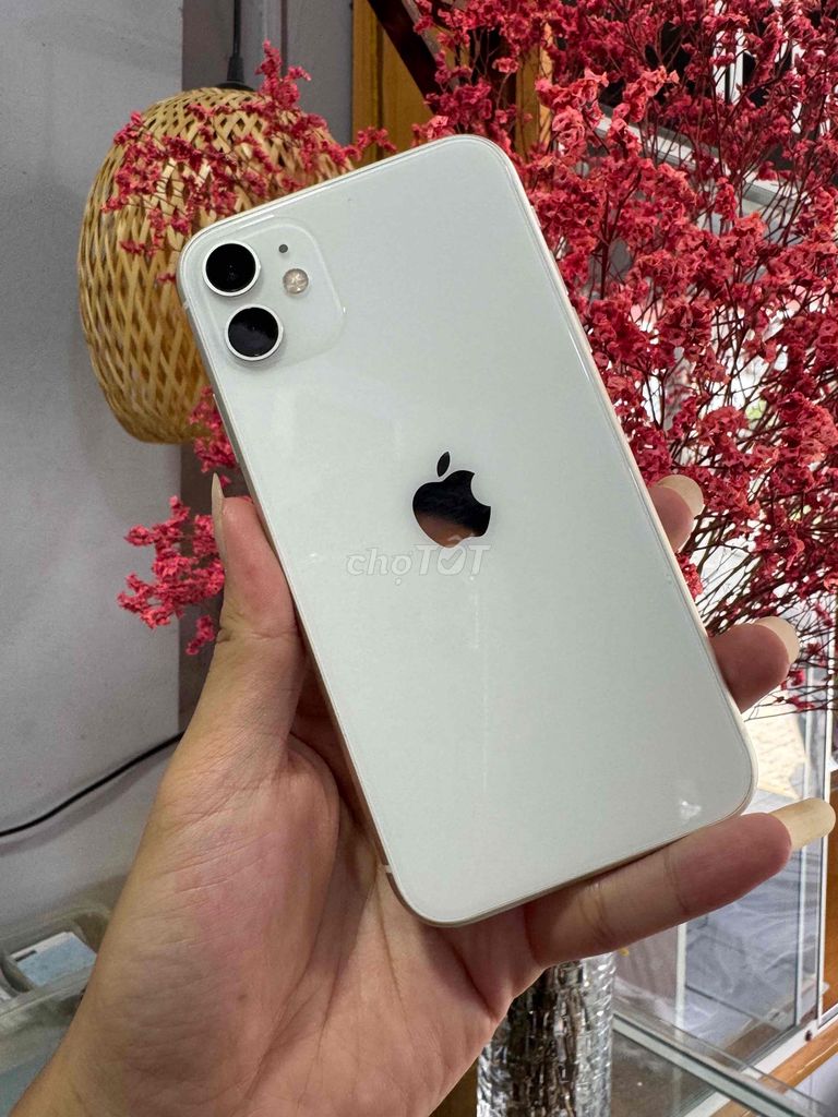 iPhone 11 Thường 128GB Trắng. Mua bán Điện thoại tại Huyện Hòa Thành Tây Ninh được đăng bởi Nhất Bảo hình 1