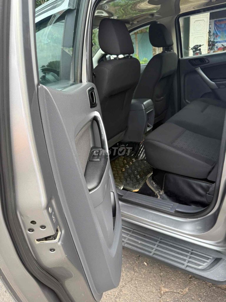 Ford Ranger 2016 XLS 2.2 4x2 MT - 100000 km. Mua bán Ô tô tại Thành phố Pleiku Gia Lai được đăng bởi Dinh Trung  hình 14