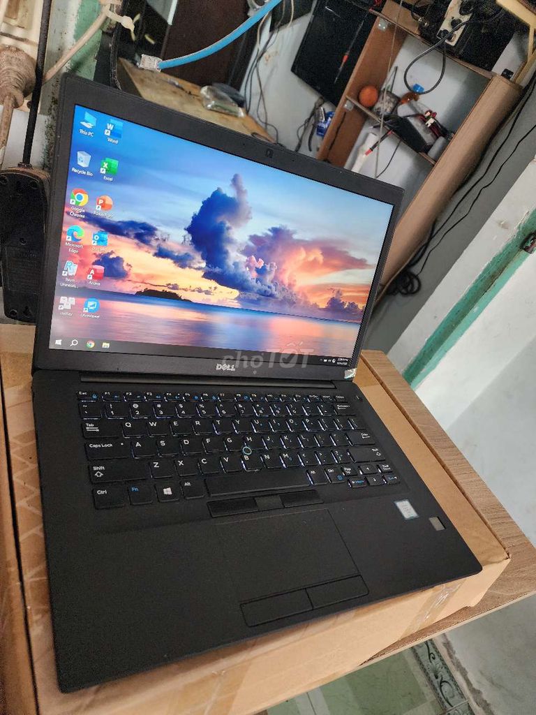 Laptop dell 7480 i7 -7600 +ssd 512gb