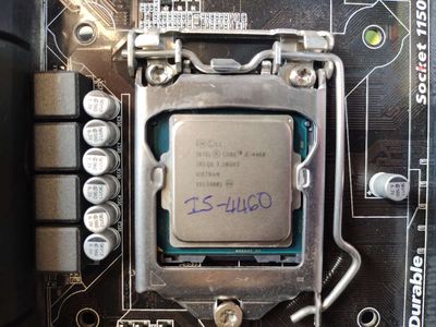 📢SẴN CPU I5 4460 AE LẮP MÁY BAO ÊM KO LỖI LẦM RIN