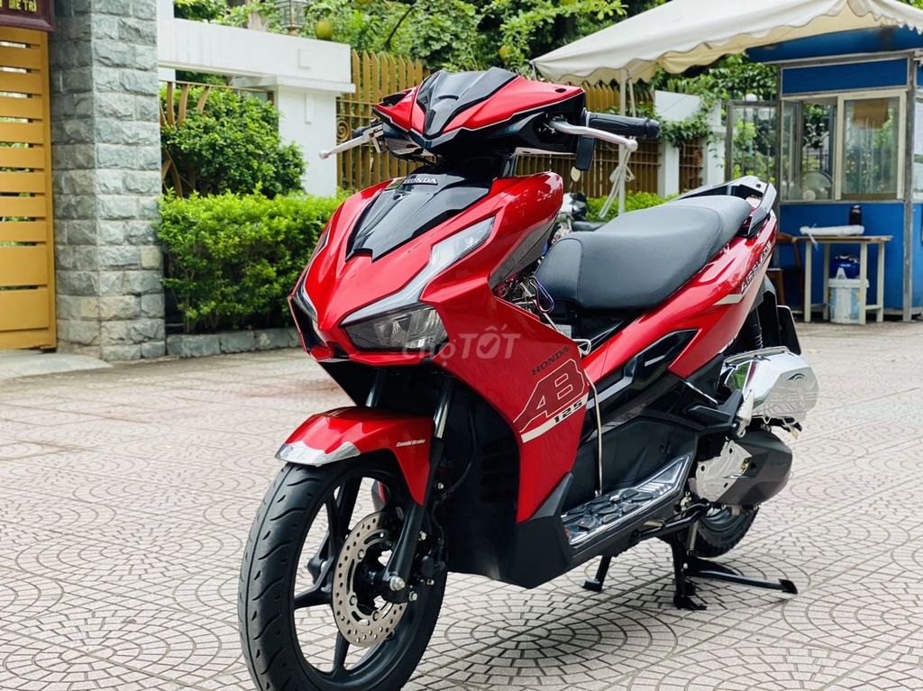 HONDA AIR BLADE 125 FI BẢN  ĐỜI MỚI NHẤT 223. Mua bán Xe máy tại Quận Nam Từ Liêm Hà Nội được đăng bởi VIỆT ANH hình 4