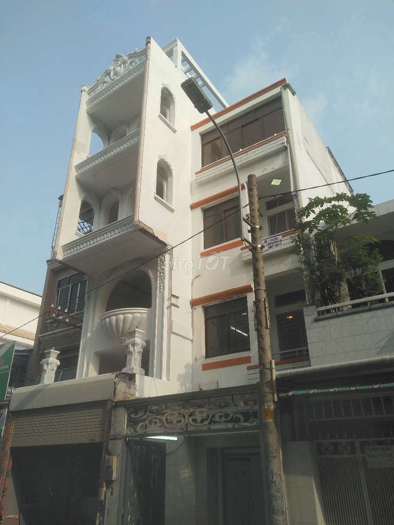 Rent · 3 bd · 36 м² · Quận 5, ул. VĨNH VIỄN