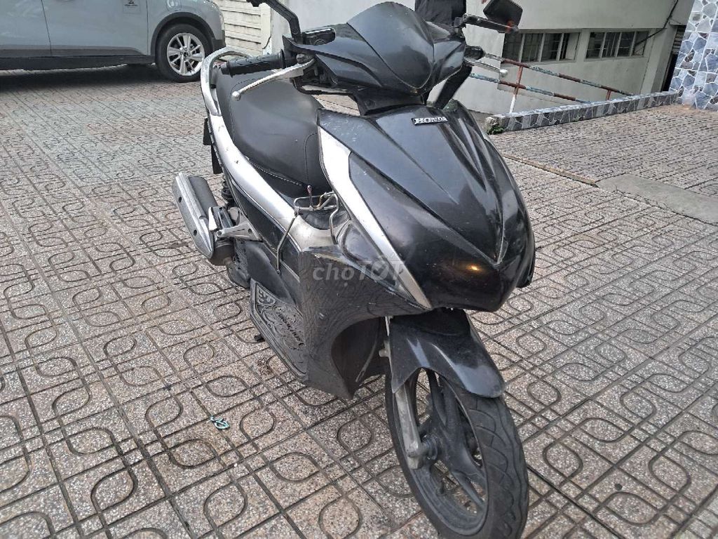 Спортивный Honda Air Blade Fi черный с серебром