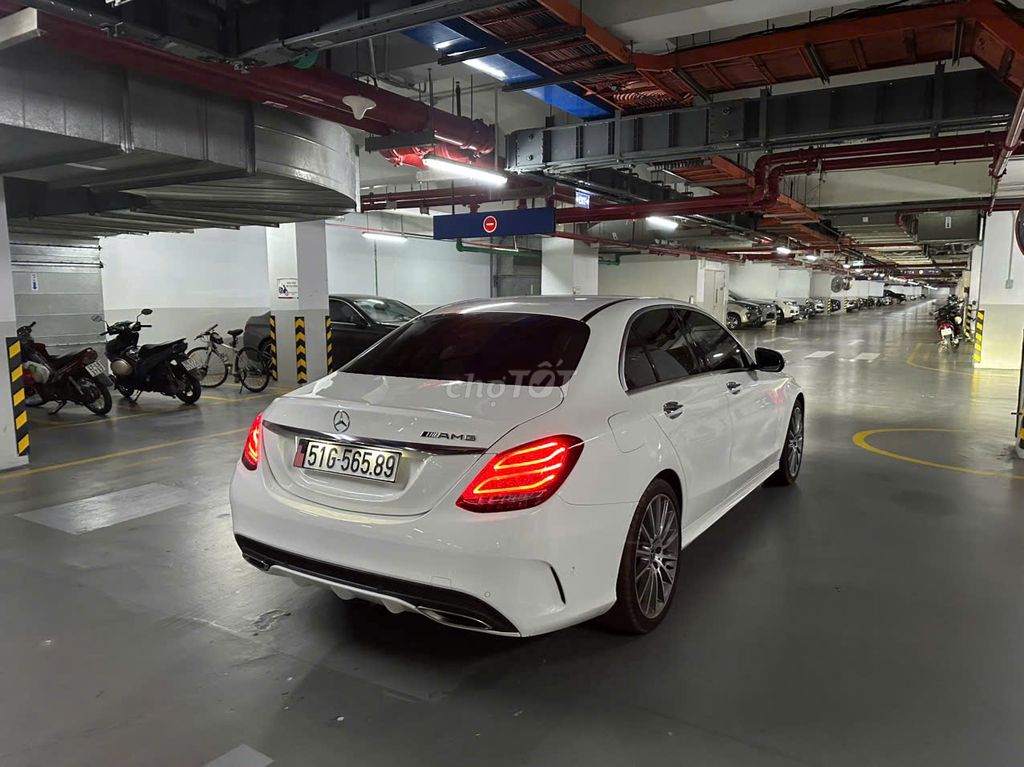Mercedes Benz C Class 2017 C300 AMG - 140000 km. Mua bán Ô tô tại Thành phố Thủ Đức Tp Hồ Chí Minh được đăng bởi Nguyễn Anh Tuấn hình 2