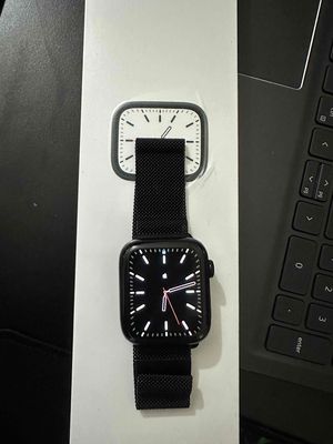 Cần bán gấp apple watch sr5 bản thép 44mm ở HN. Mua bán Thiết bị đeo thông minh tại Huyện Mê Linh Hà Nội được đăng bởi Xuân Hưngg