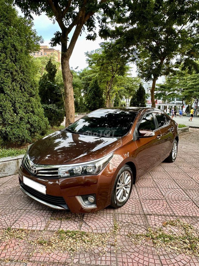 Тойота Королла Альтис 2014 Коричневый кофе 103 000 км