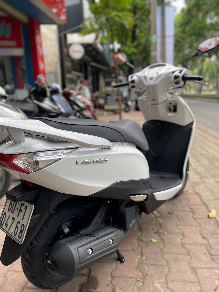 Honda Lead 125 2013 Trắng. Mua bán Xe máy tại Thành phố Biên Hòa Đồng Nai được đăng bởi Phương nguyễn  hình 3