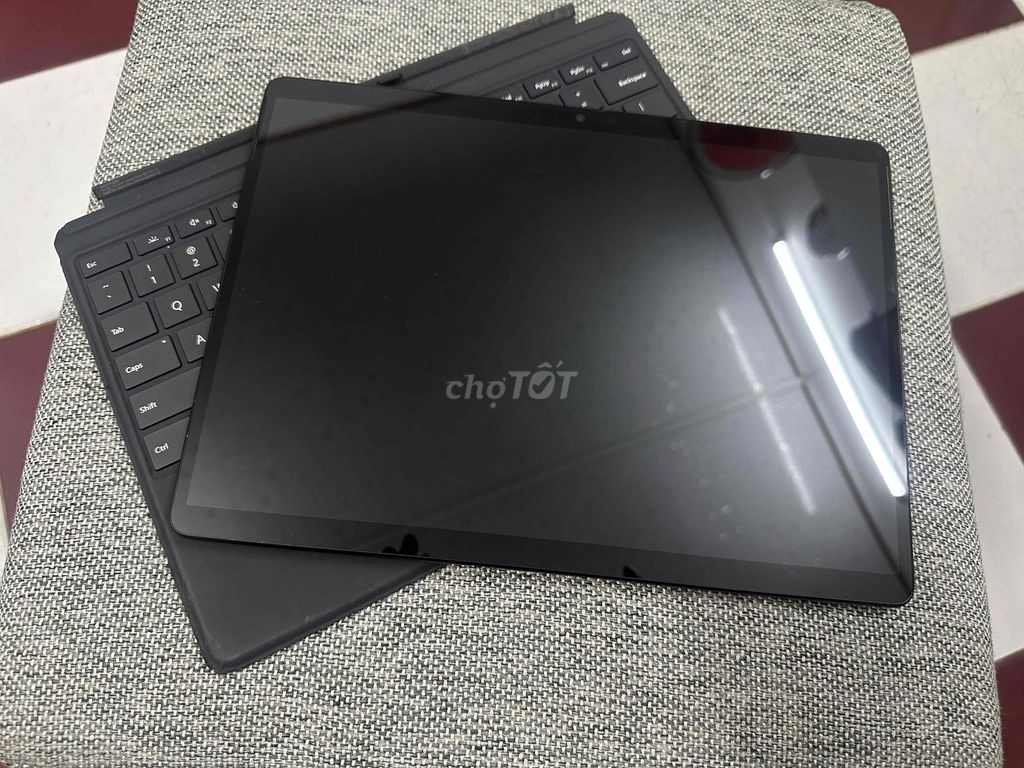 Microsoft Surface Pro 8 core i7/16G/256G, kèm phím. Mua bán Máy tính bảng tại Quận 1 Tp Hồ Chí Minh được đăng bởi Hữu Surface hình 1