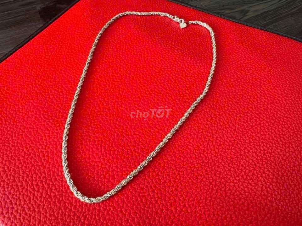 Dây chuyền Tiffany & Co Bạc Vàng 18K Unisex. Mua bán Phụ kiện thời trang khác tại Thành phố Biên Hòa Đồng Nai được đăng bởi trần bảo kha hình 1