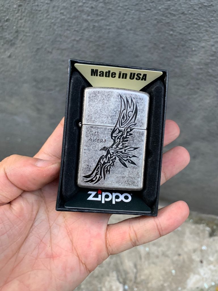 0905851850 - Zippo chính hãng USA(chim đen)vỏ bạc khối