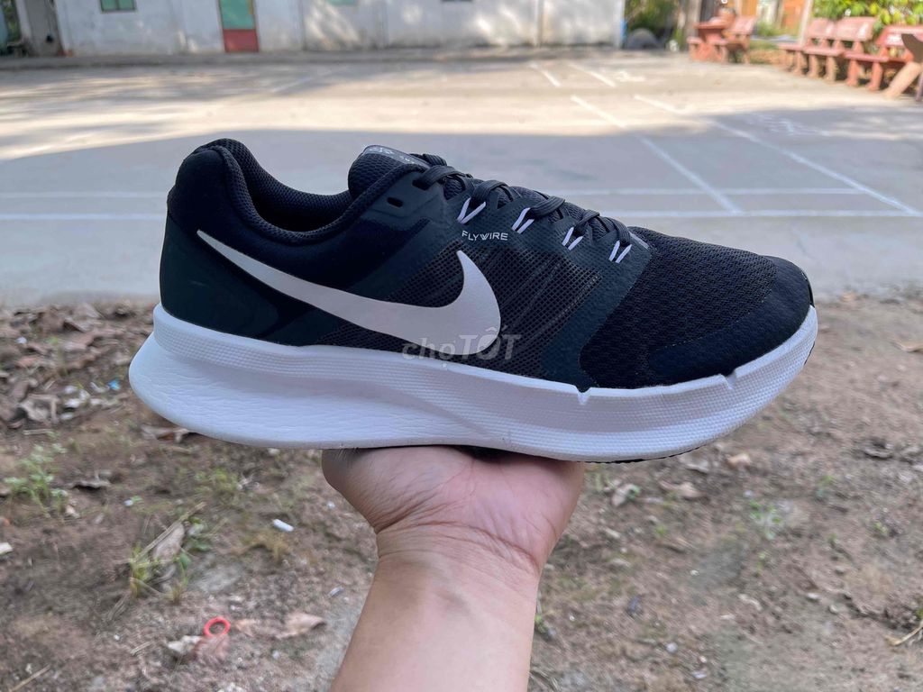 giày Nike Run Swift 3 / size 43