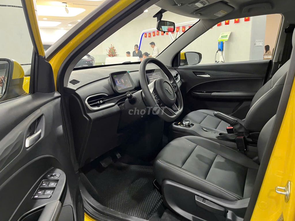 VinFast VF5 Plus, MUA XE 0 ĐỒNG THÁNG 12. Mua bán Ô tô tại Quận 10 Tp Hồ Chí Minh được đăng bởi Vinfast 3S Quận 10 hình 4