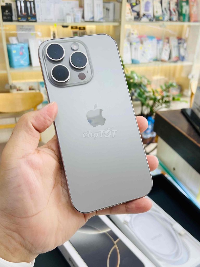 iPhone 16 Pro 256Gb Natural Canada Như Mới