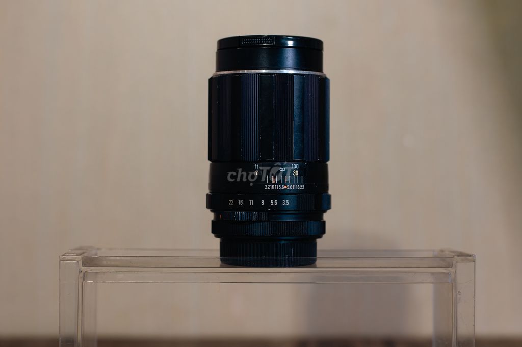 Ống kính Super-Takumar 135mm f/3.5 ngàm M42