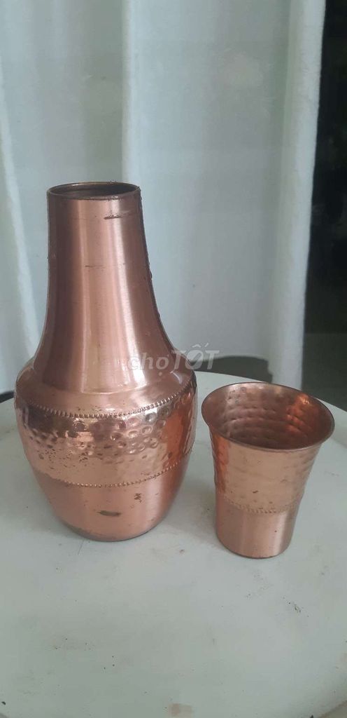 Bình nước Đồng đỏ 1.3 lít. Mua bán Dụng cụ nhà bếp tại Quận Bình Thuỷ Cần Thơ được đăng bởi Ngọc Tiến  hình 1