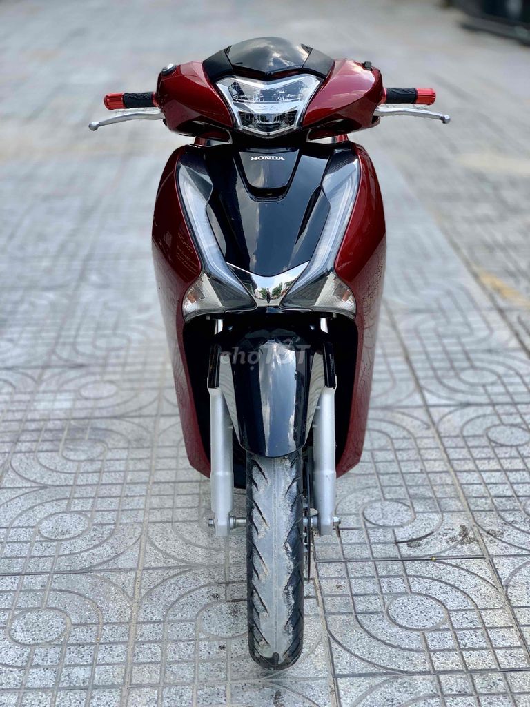 Honda SH 125i CBS 2019 Красный 18000км Отличное состояние родной мотор
