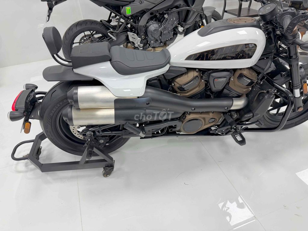 Harley-Davidson Sportster S 1250 Trắng Công Tử. Mua bán Xe máy tại Huyện Hoài Đức Hà Nội được đăng bởi Tấn Đạt MoTor Tổng Đại Lý Xe Giá Tốt Nhất Hà Nội hình 7