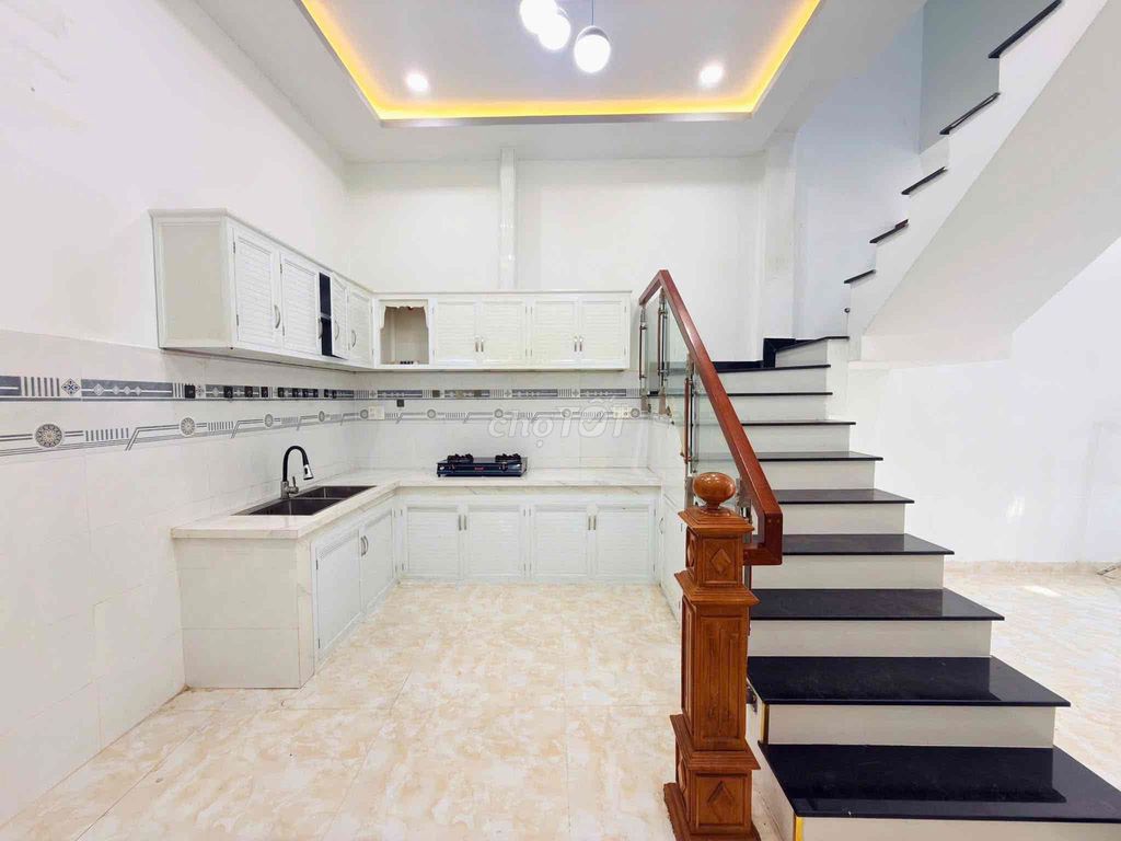 4,5m ❌ 18m, 4 phòng ngủ, nhà 2 tầng, Gò Vấp, hẻm nhựa thông, chỉ 5.x t