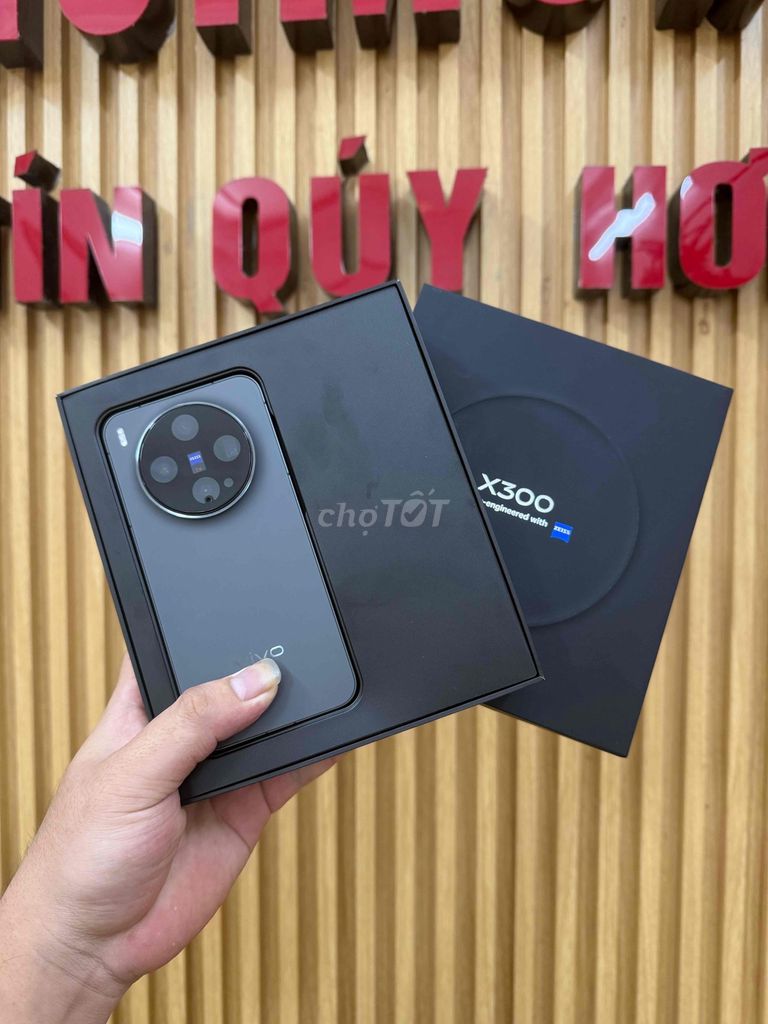 Vivo X300 12GB 256GB Xám. Mua bán Điện thoại tại Quận Đống Đa Hà Nội được đăng bởi CHUNG Mobile hình 1