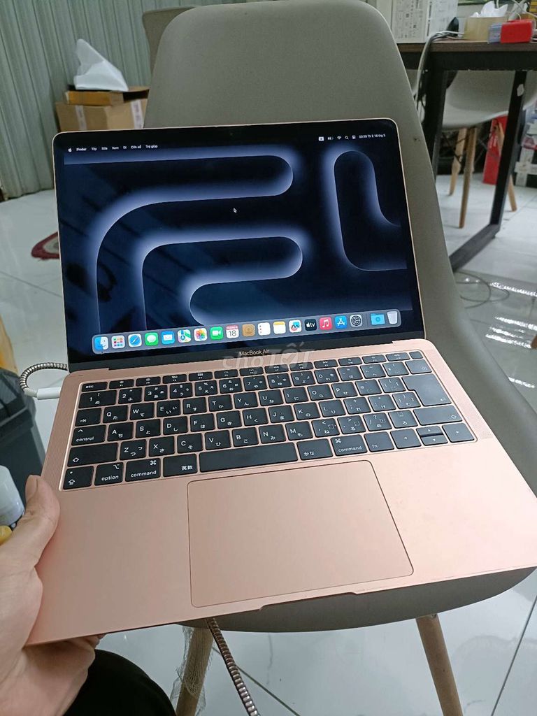 Macbook Air 2018 i5 8GB/256GB. Mua bán Laptop tại Quận Thanh Khê Đà Nẵng được đăng bởi TT PHONE hình 1