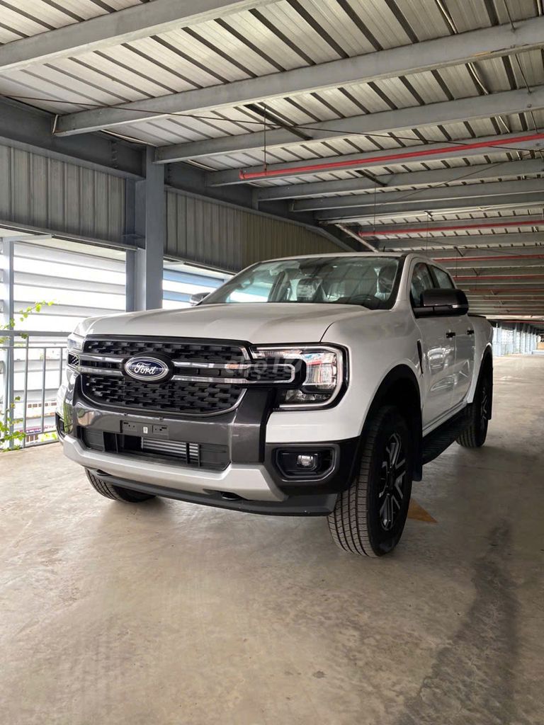 Ford Ranger 2024 Sport 2.0L 4X4 Khuyến mãi hấp dẫn