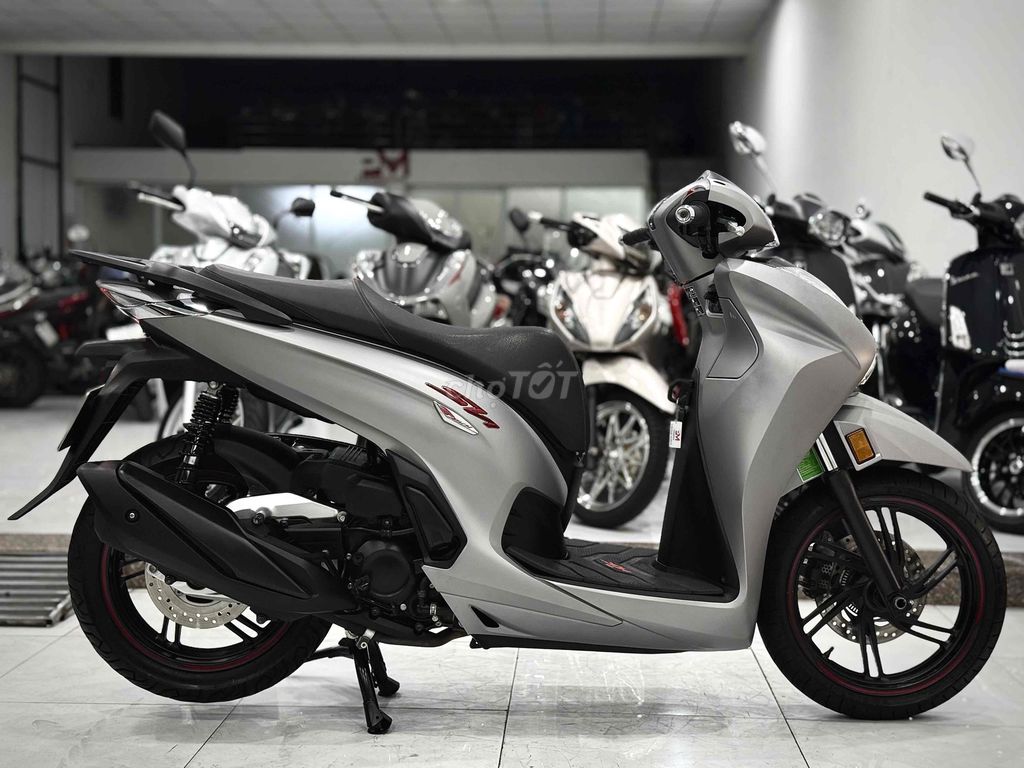 Sh350i 2023 Lướt chính chủ ký ( Hỗ trợ Trả GóP ) 🔥. Mua bán Xe máy tại Thị xã Phú Mỹ Bà Rịa - Vũng Tàu được đăng bởi Cửa Hàng Xe Máy Phú Mỹ hình 9