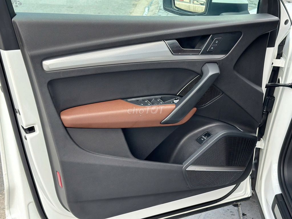 Audi Q5 2.0 TFSI Quattro 2017 model 2018. Mua bán Ô tô tại Quận Long Biên Hà Nội được đăng bởi Nguyễn Tuấn Hoàng hình 15