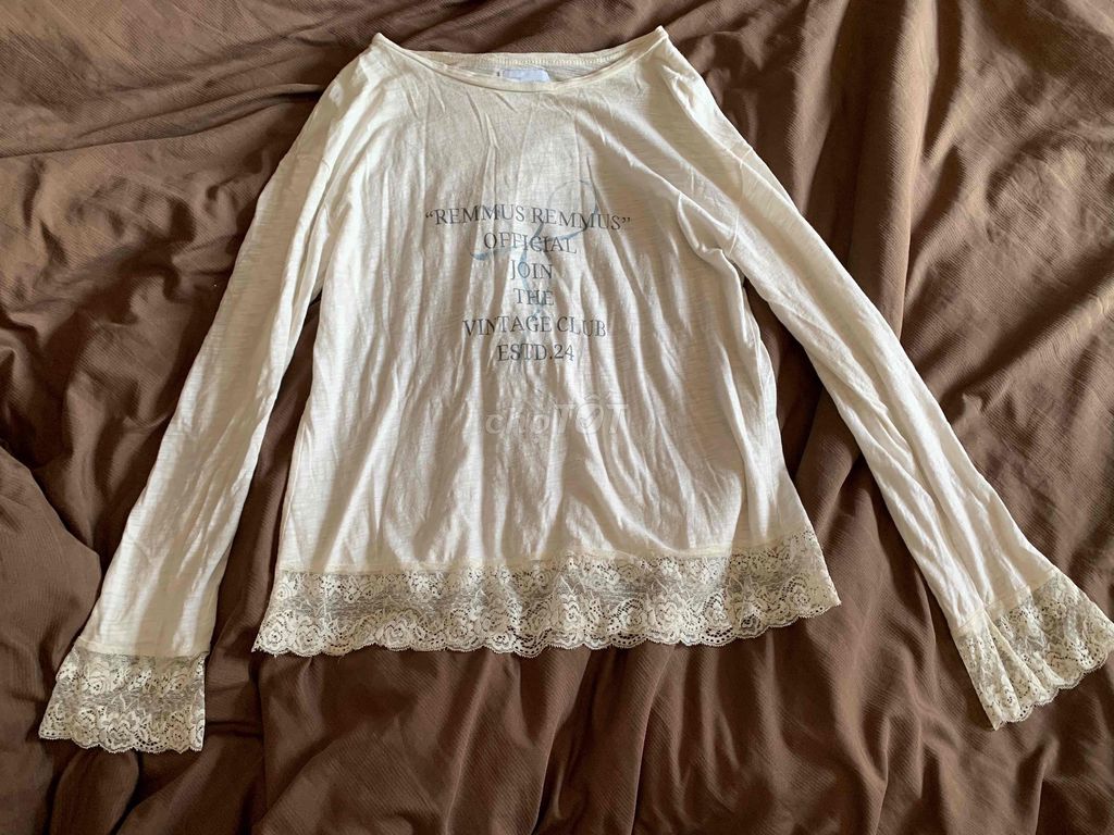 Áo thun Remmus Nữ Vintage size S. Mua bán Quần áo tại Quận Đống Đa Hà Nội được đăng bởi Ánh Thu hình 1