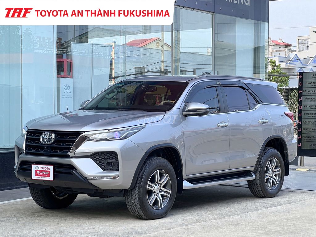 Toyota Fortuner 2022 2.4 4x2 AT - 109914 km - Bạc